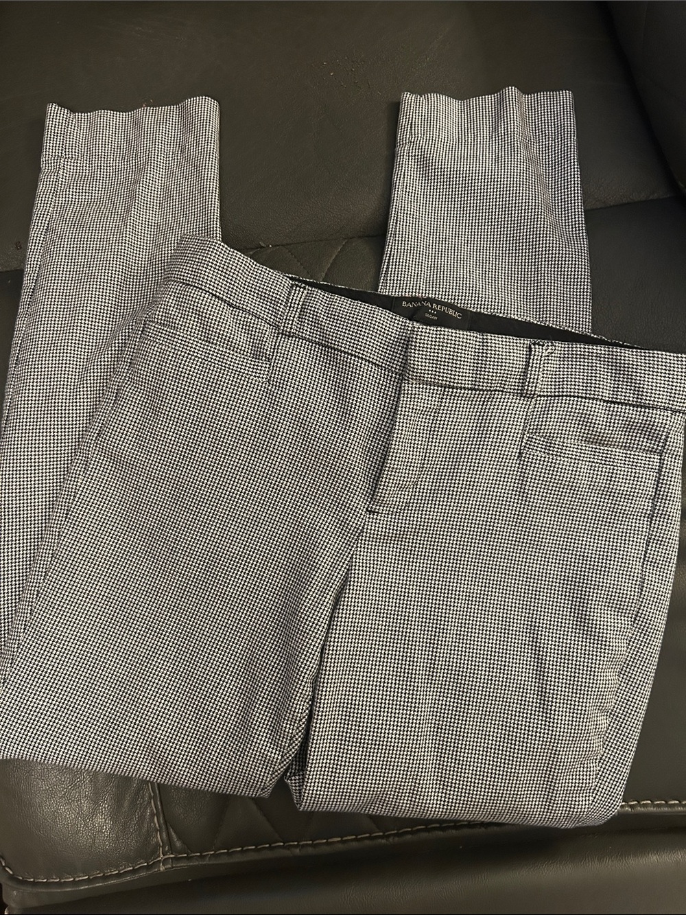 Banana Republic Sloan houndstooth pants🖤🤍